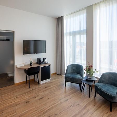 Hotel Den Briel خنت المظهر الخارجي الصورة