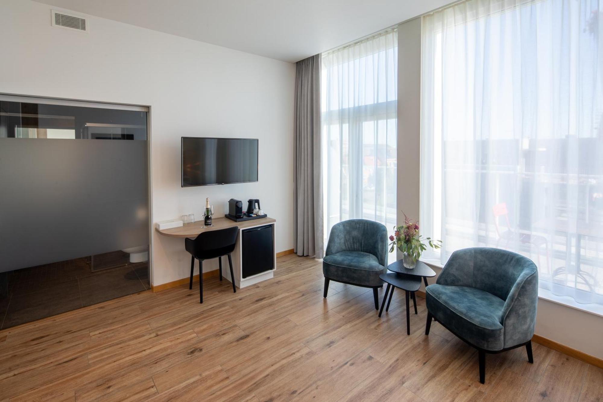 Hotel Den Briel خنت المظهر الخارجي الصورة